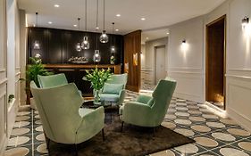 Budapest Eye- Boutique Suites, By Bqa